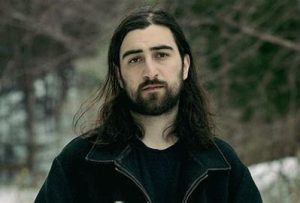 NOAH KAHAN