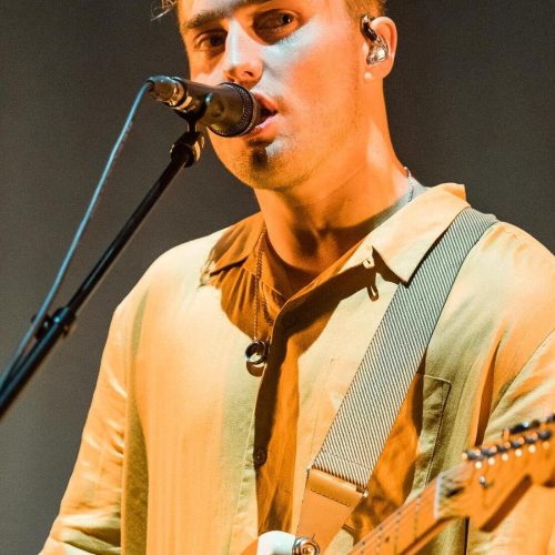 Coach travel to Sam Fender